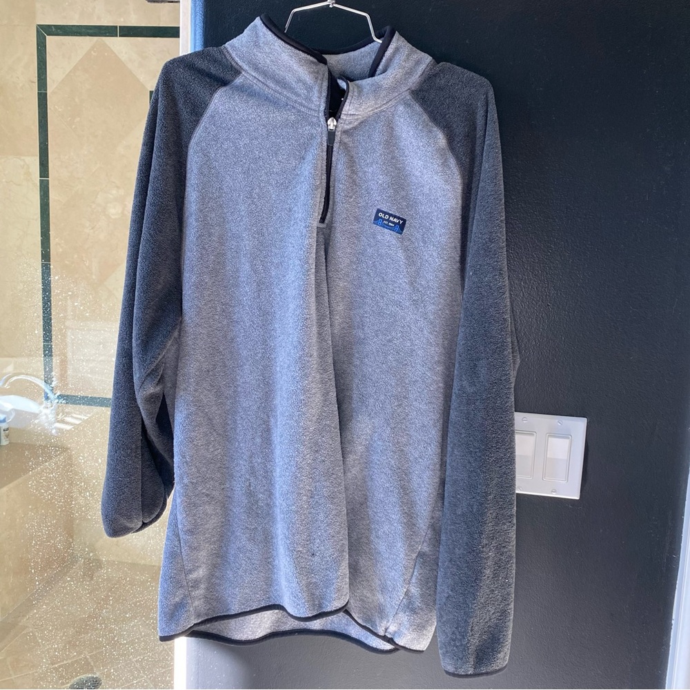 Old Navy Men's Two-Tone Gray Zip-Up Sweater